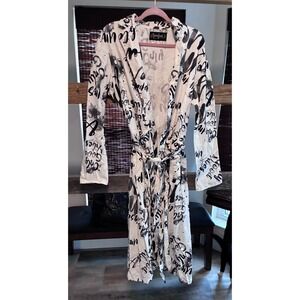 Spoonjeans White Black Graffiti Script Kimono Robe Long Sleeve Belted Womens